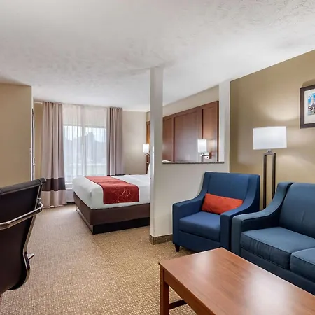 Comfort Suites Speedway - Kansas City Exterior foto