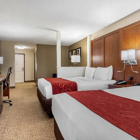 Comfort Suites Speedway - Kansas City Exterior foto