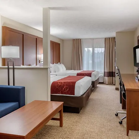 Comfort Suites Speedway - Kansas City Exterior foto