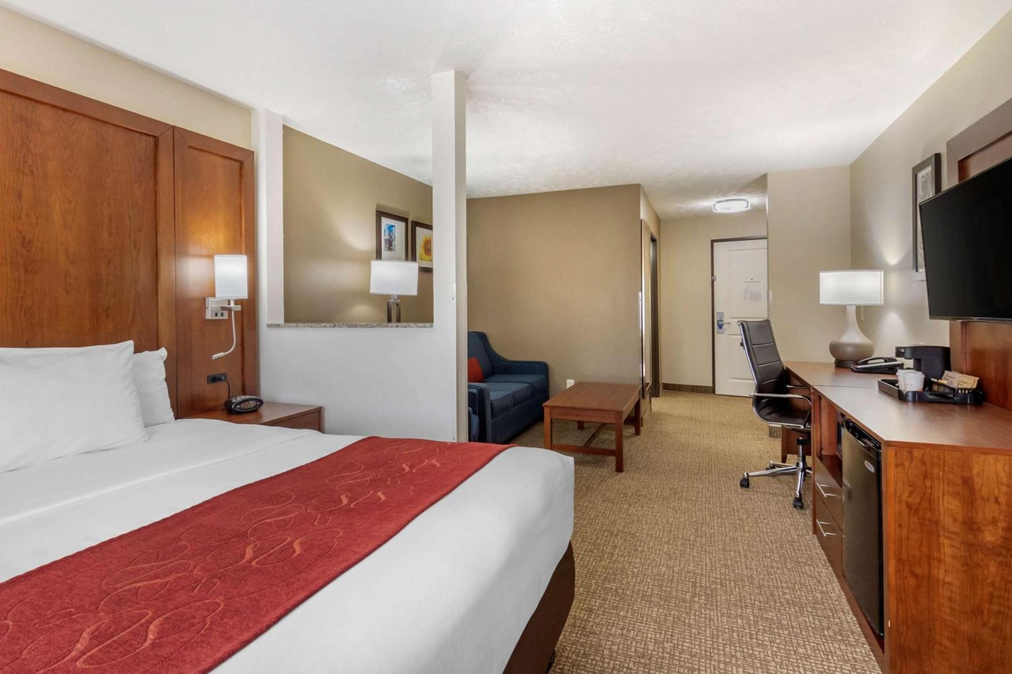 Comfort Speedway - Kansas Hotel Kansas City